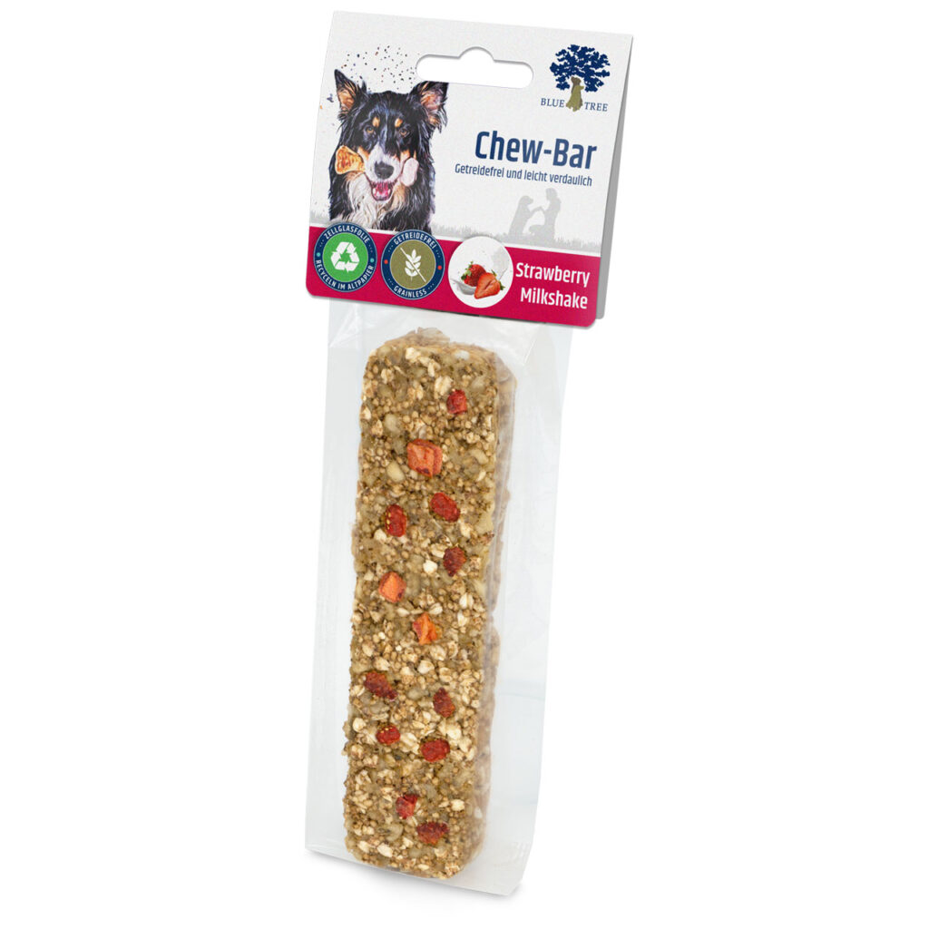 BLUE TREE CHEW BAR STRAWBERRY MILKSHAKE WITH BEEF LEATHER & GRAIN FREE STRAWBERRIES (6*50gr.)